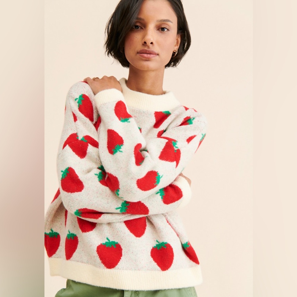 Lisa Says Gah Ella Strawberry Sweater, XS/S